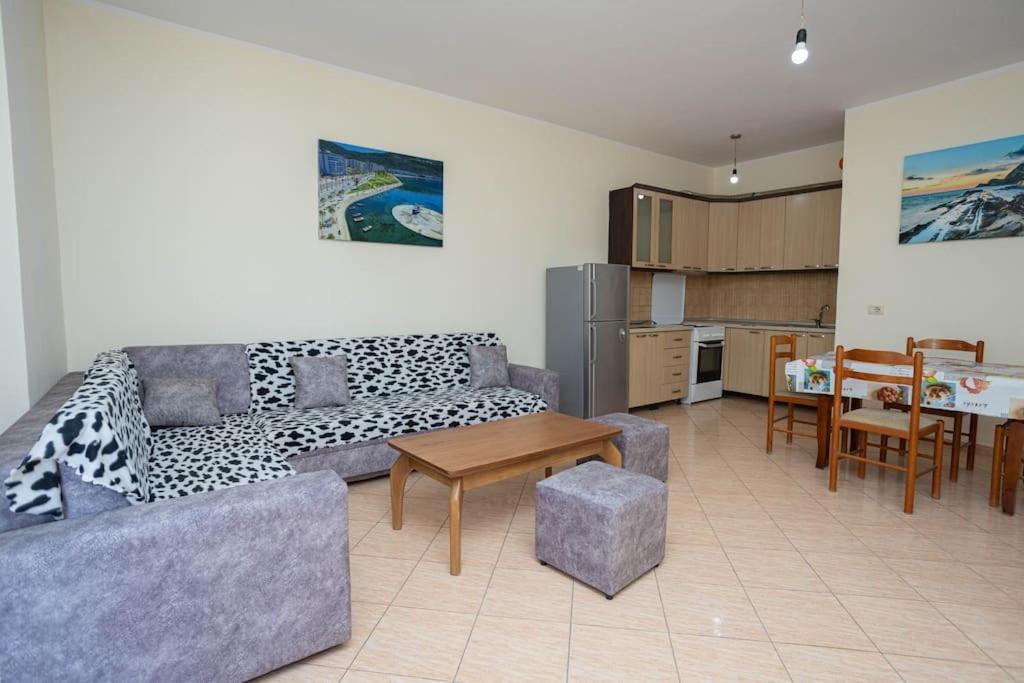 Seaside Retreat Apartament Wlora